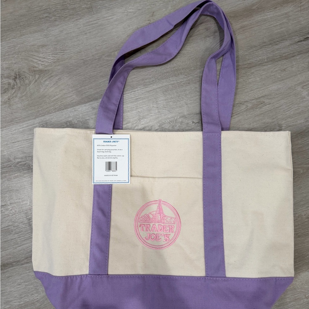 Trader Joe’s Canvas big Tote Bag in Lavender